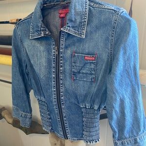 Guess What - it’s so Chic